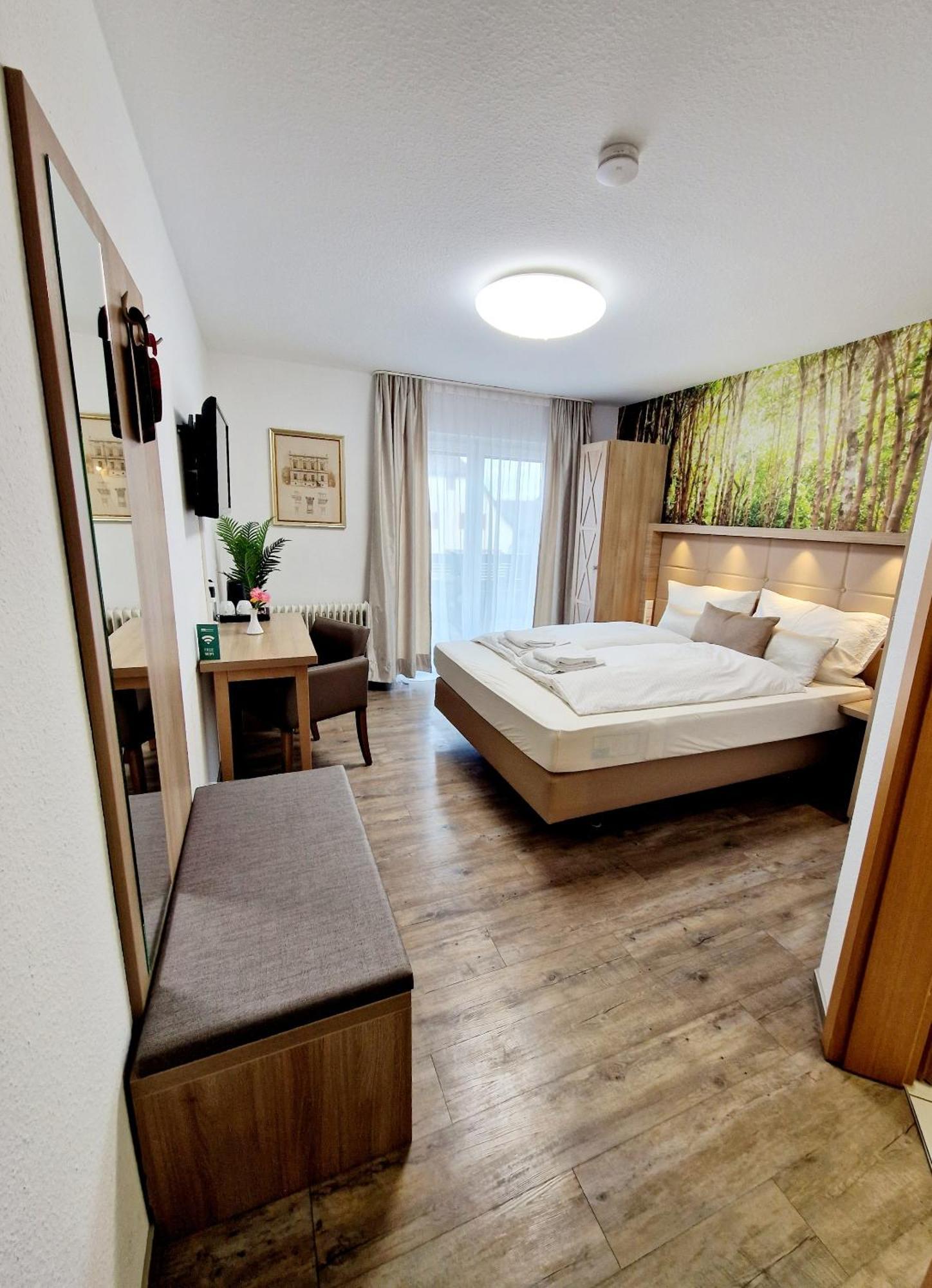 Hotel Rheintal 카펠그라펜하우젠 외부 사진