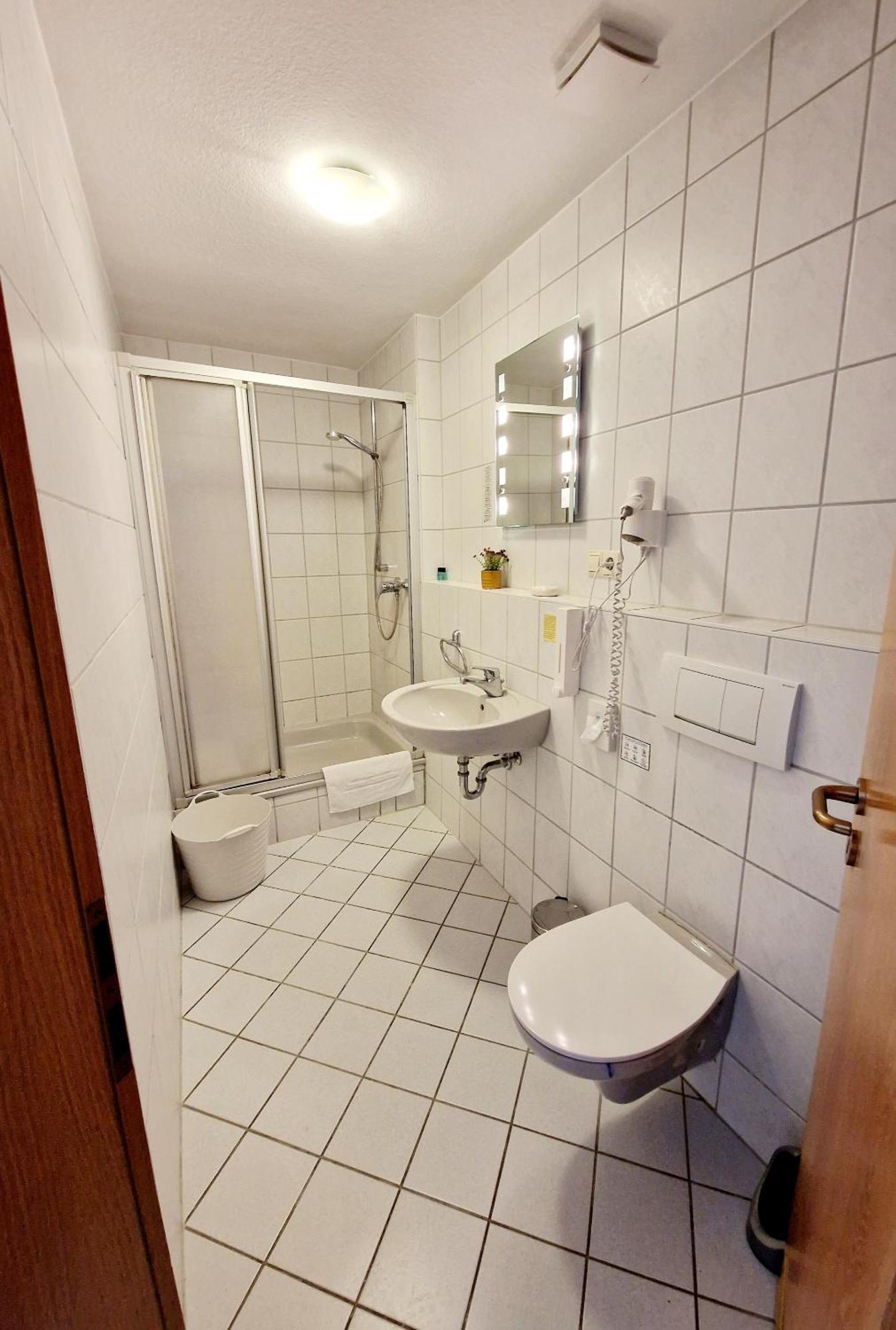 Hotel Rheintal 카펠그라펜하우젠 객실 사진